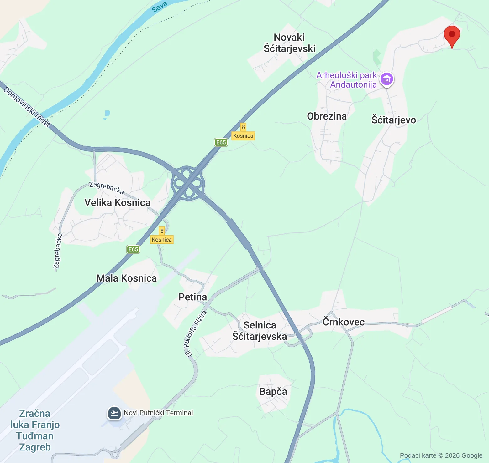 Karta: crvena oznaka pokazuje parking u Drenju Šćitarjevskom, jugozapadno je Zračna luka Zagreb